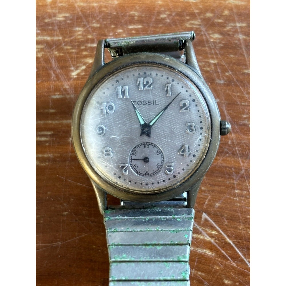 Vintage Fossil VT-2409 Mens Watch.⭐️Small Seconds Dial Silver Tone⭐️Stretch Band